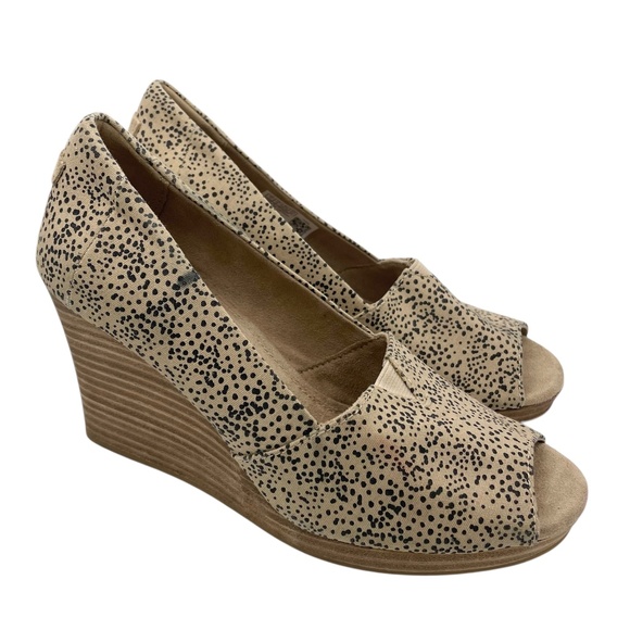 TOMS Michelle slip-on wedges peep toe sandals cheetah print womens Size 7W - Picture 1 of 9